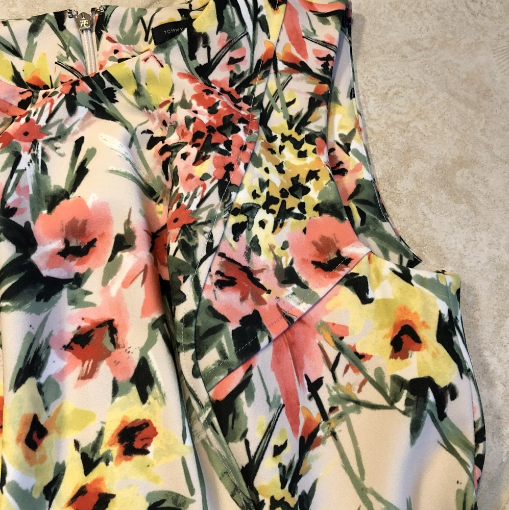 Dress - Picture 2 of 5